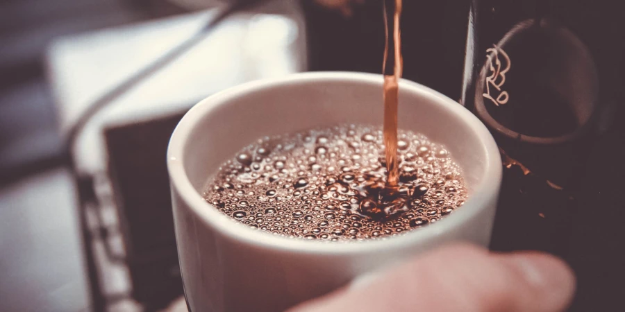 Kaffeevollautomat: Kaffee auf Knopdruck